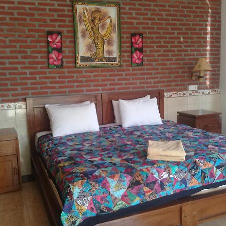 Eliska Sari Bungalows Sumberkima Pemuteran Buitenkant foto