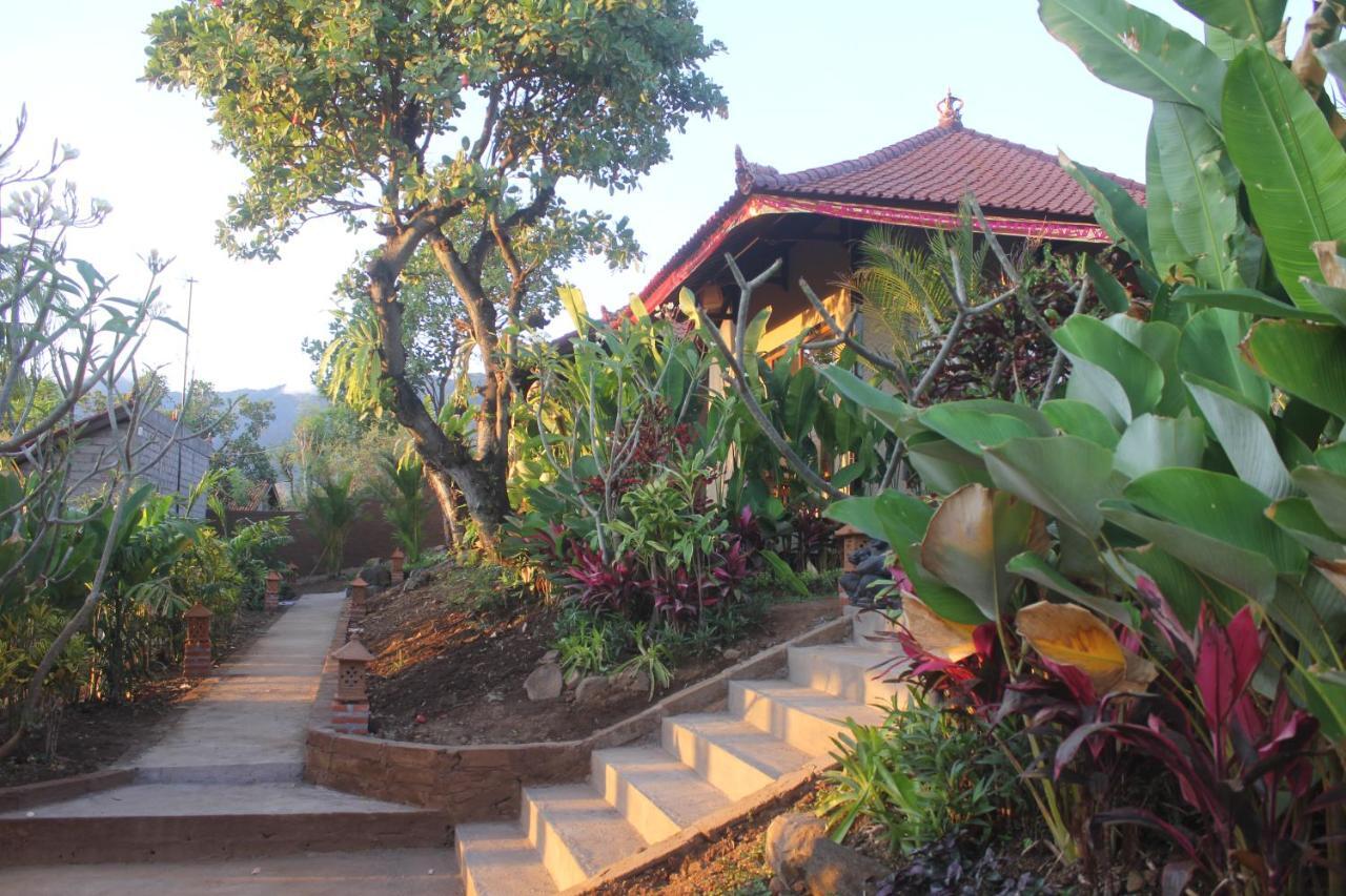 Eliska Sari Bungalows Sumberkima Pemuteran Buitenkant foto
