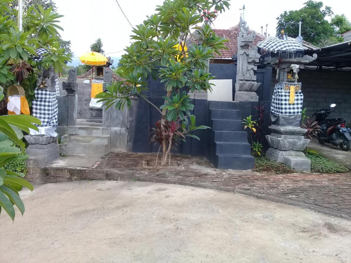Eliska Sari Bungalows Sumberkima Pemuteran Buitenkant foto